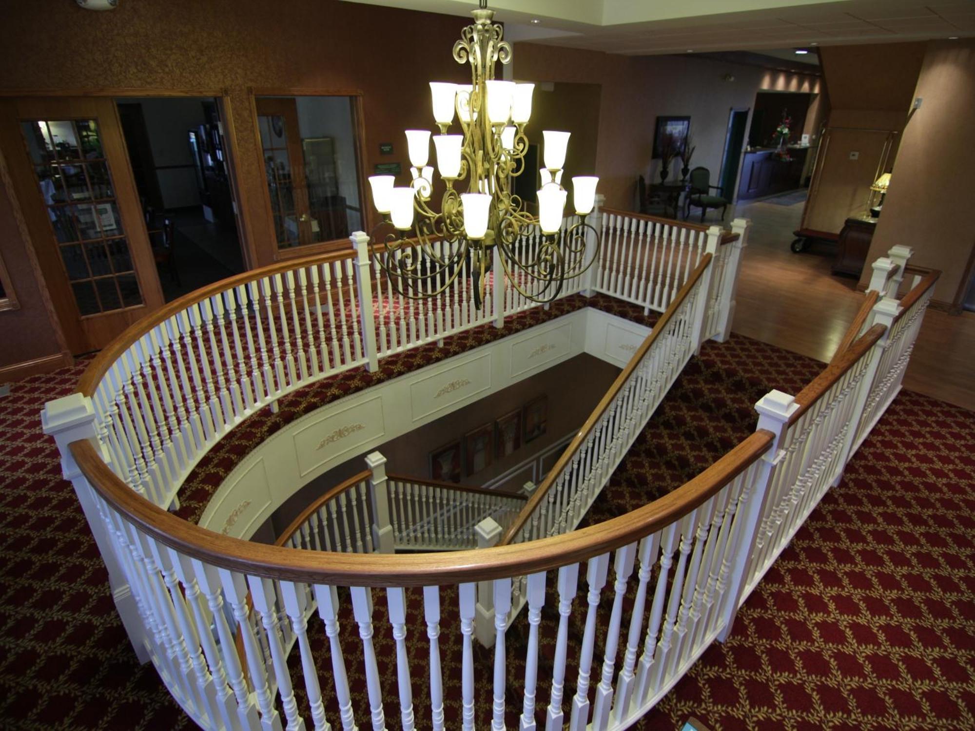 Town & Country Inn And Suites Quincy Interior photo